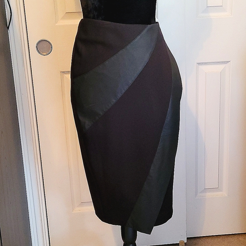 Antonio melani black leather trim pencil skirt